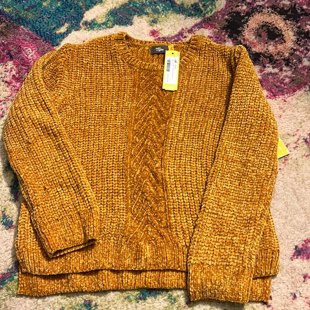 NWT golden chenille sweater